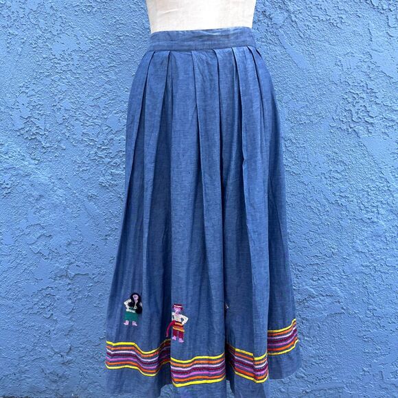 70s Embroidered Western Skirt by John Henry Size 4 pleated midi - Picture 2 of 9